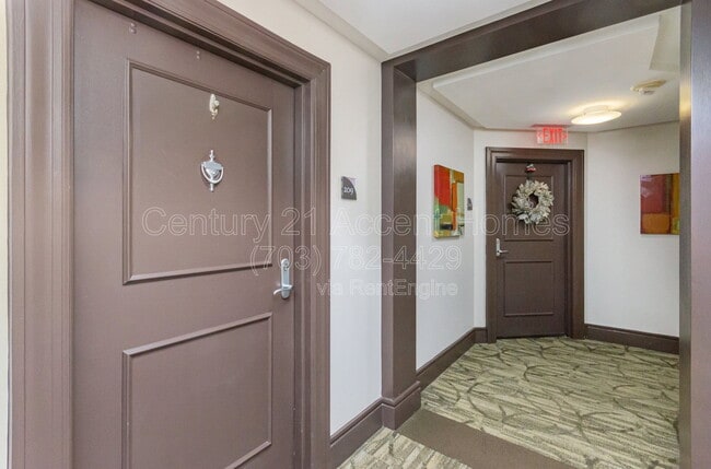 Foto del edificio - 3600 S Glebe Rd