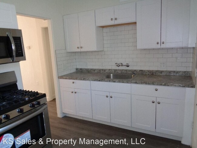 Building Photo - 1608 W Mulberry Dr