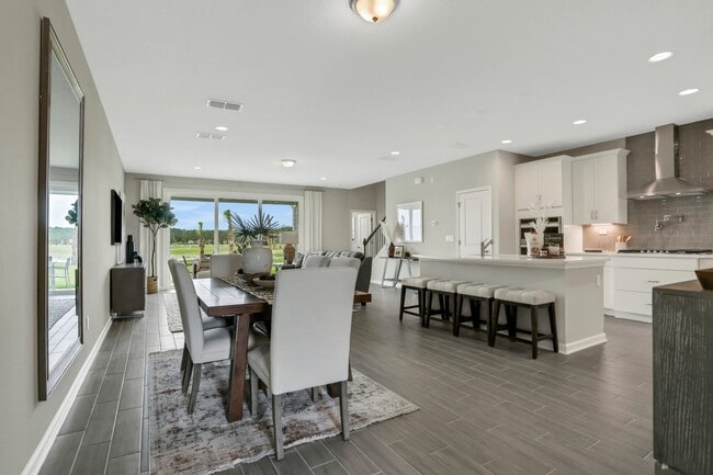 Foto del edificio - 823 Cherry Elm Dr