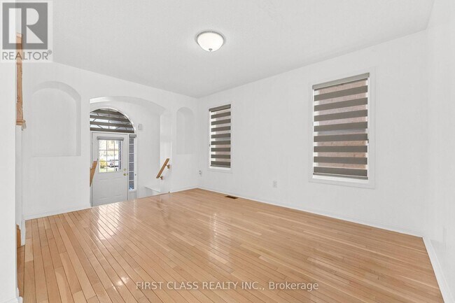 Photo du bâtiment - 5554 Churchill Meadows Blvd