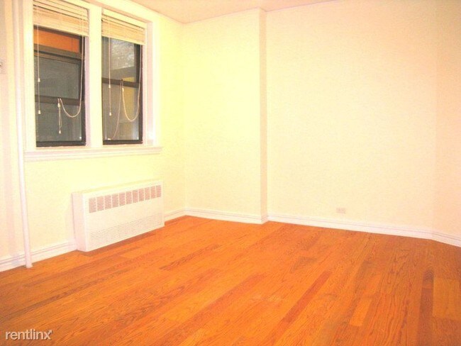 Building Photo - 1 br, 1 bath Apartment - 125 W 81st St