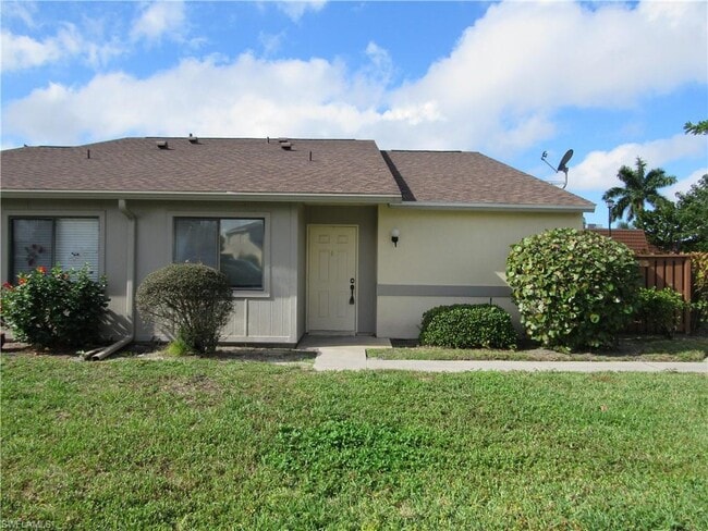 Building Photo - 5266 Cedarbend Dr