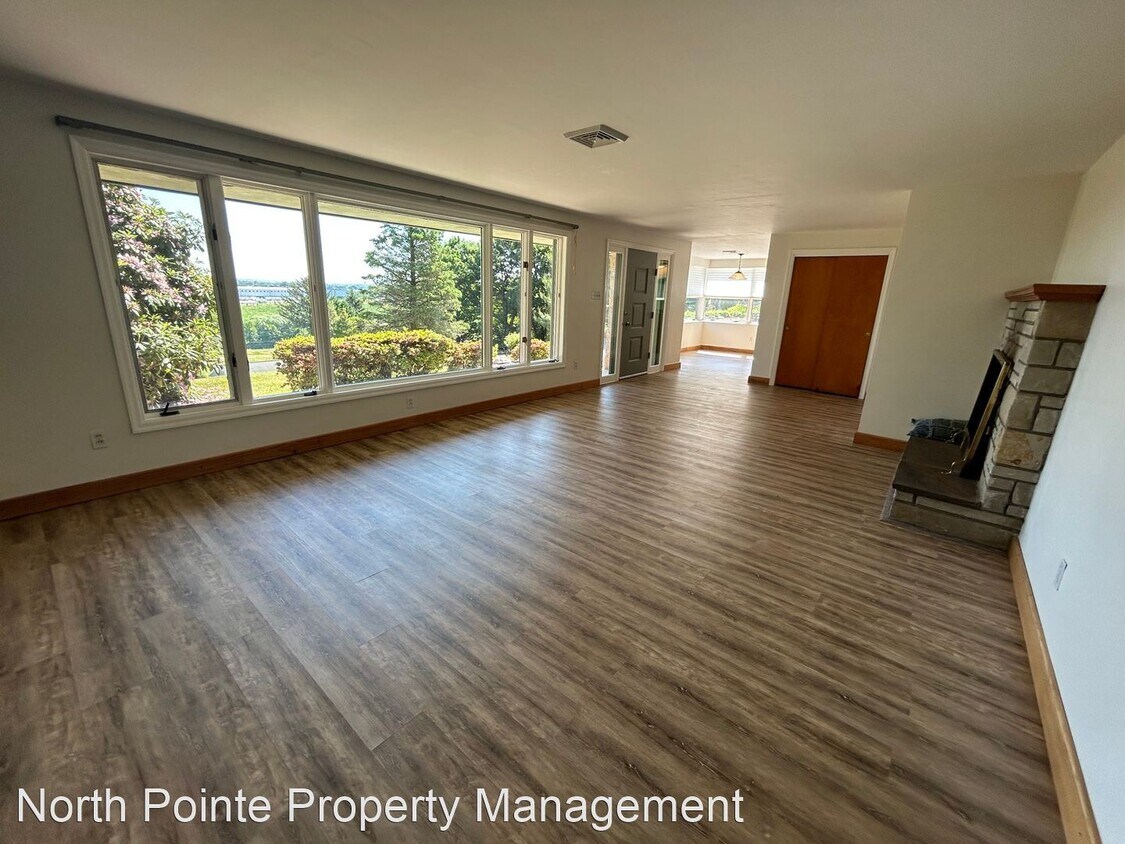 2730 Harrisburg Pike