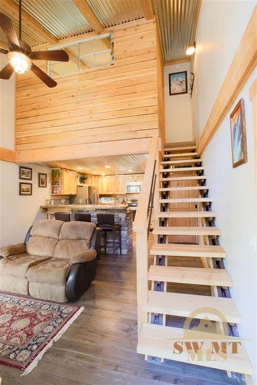 Primary Photo - 25 Bridger Pines Rd