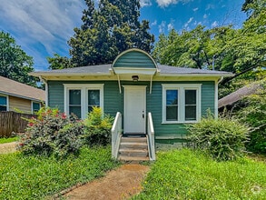 Building Photo - 2497 Lakewood Ave SW