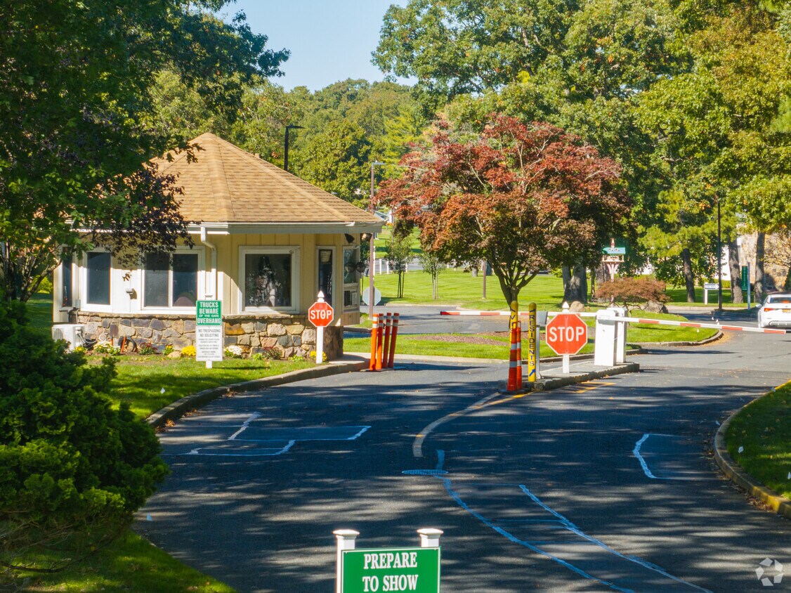 Entrada cerrada - Leisure Village