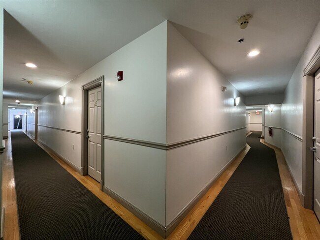 Foto del edificio - 32 Pearl St