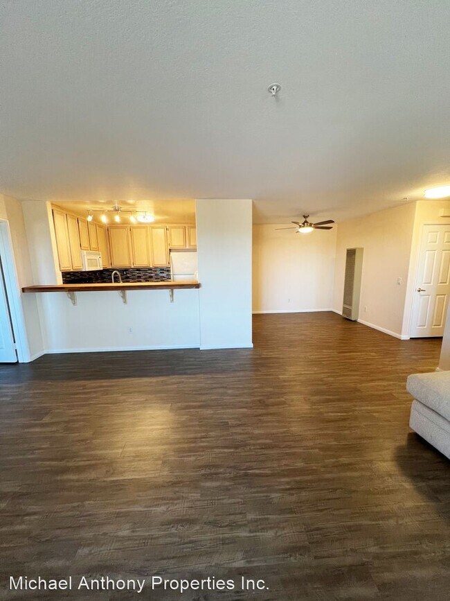 Building Photo - 2 br, 2 bath House - 2005 Burton St #29