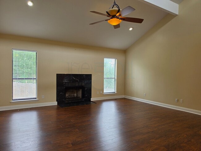 Building Photo - Great 3BR 2BA Find in Pleasant Tree Neighborhood!
