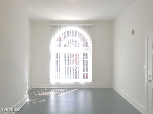 Building Photo - 1020 N Calvert St