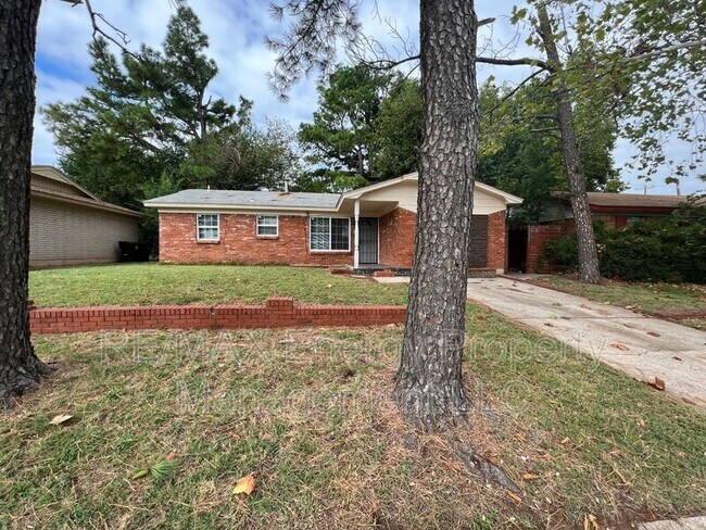 Building Photo - 1413 Mcdonald Dr
