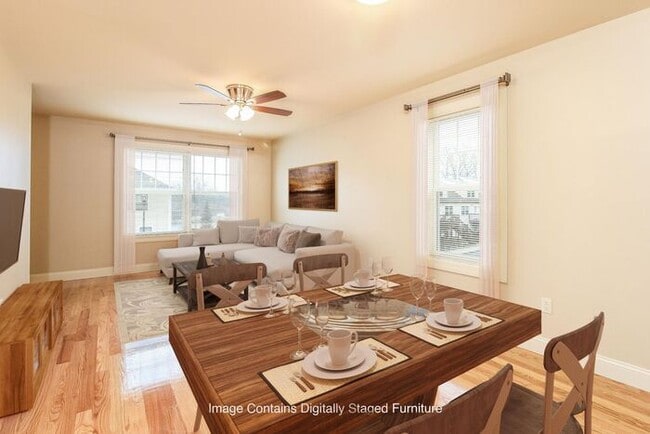 Building Photo - The Hills at River View's Tuscan Envoy Tow...