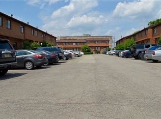 Photo - 3222 Kennett Square (Pittsburgh, PA)