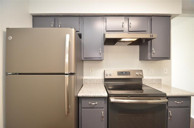 Foto del edificio - 6200 W Tidwell Rd
