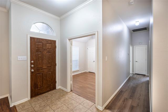 Foto del edificio - 11569 La Grange Dr