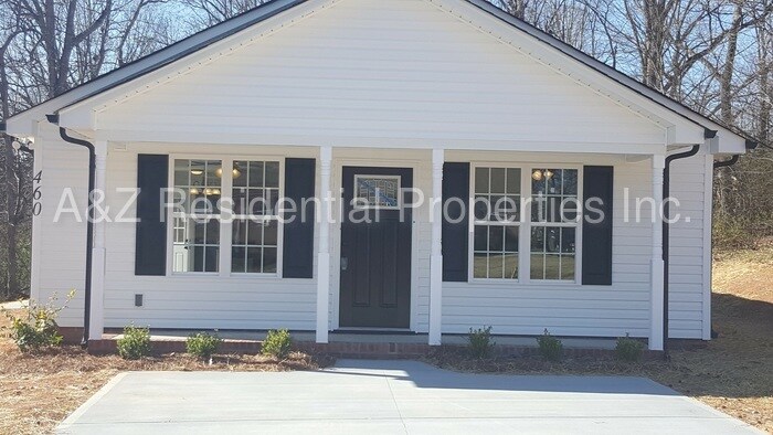 Foto principal - 460 Barrington Pl NW