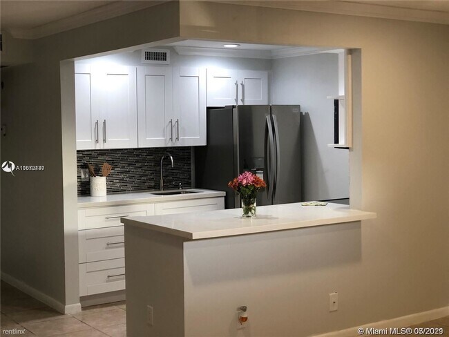 Foto del edificio - 1 br, 1 bath Condo - 251 SW 132nd Way 250 ...