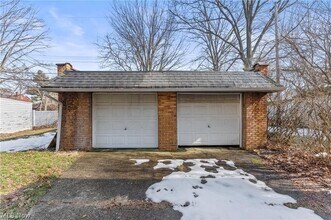 Building Photo - 876 Eloise Dr