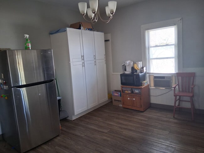 Building Photo - 1518 7th Ave