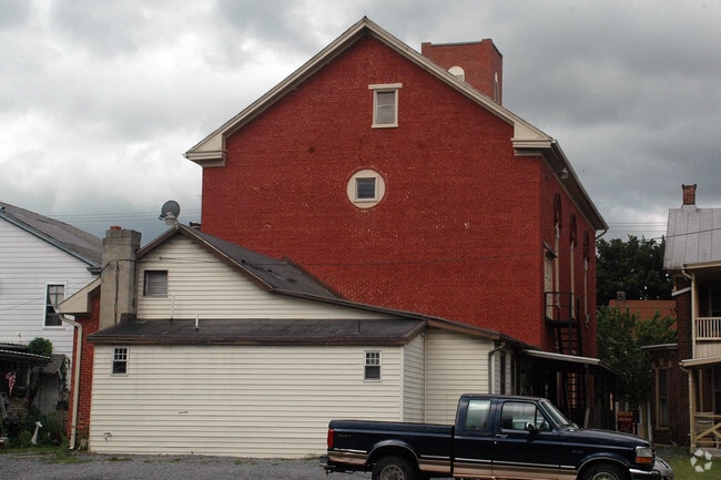 Building Photo - 236 N Baltimore Ave
