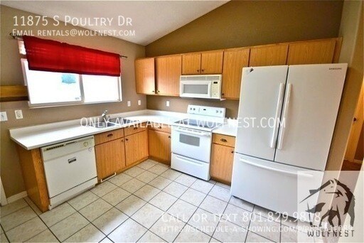 Foto del edificio - 11875 S Poultry Dr