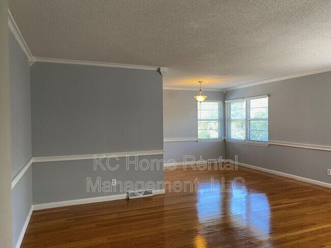 Foto del edificio - 11226 Jackson Ave
