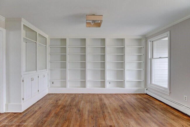 Building Photo - 157 Sweet Farm Rd