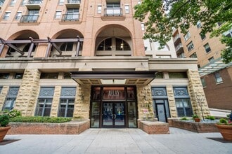 Building Photo - 1111 25th St NW