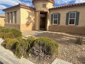 Building Photo - 7199 Adobe Falls Ct
