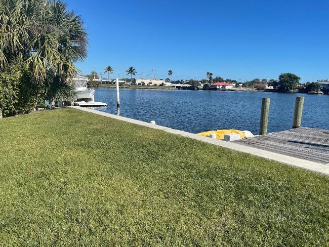 Foto del edificio - 1431 Flagler Blvd