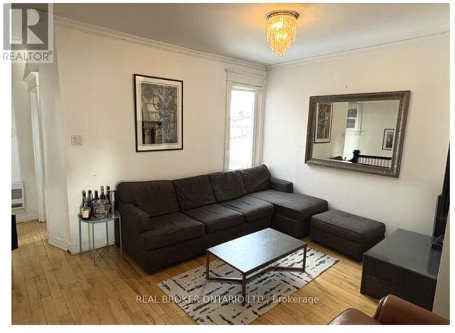 Building Photo - 124 Hallam St