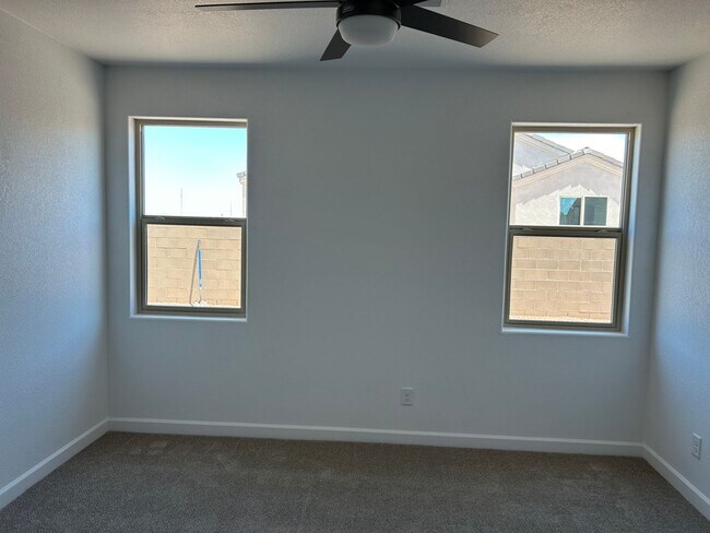 Foto del edificio - CIELO VERDE/ New Construction!