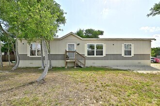 Building Photo - 102 Pink Dahlia Dr