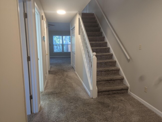 Building Photo - 2139 Holt St