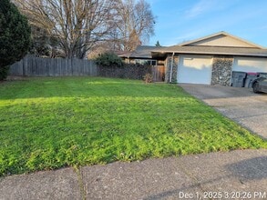 Building Photo - 665 NE 26th St