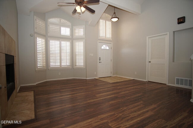 Foto del edificio - 10932 Acoma St