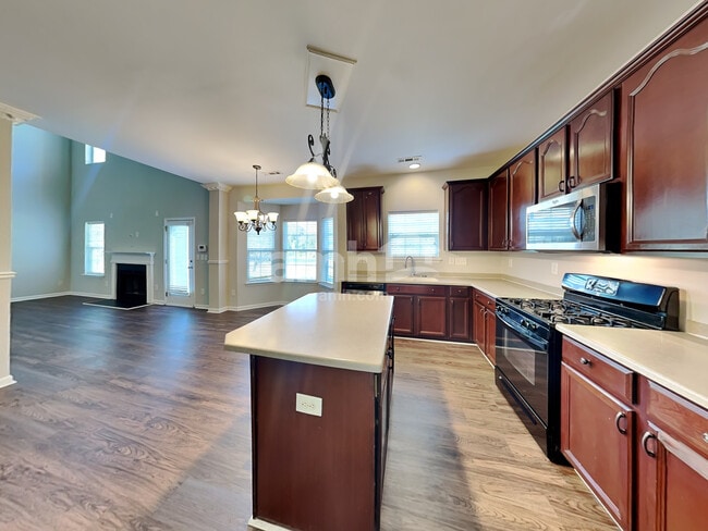 Building Photo - 5716 Parkstone Drive