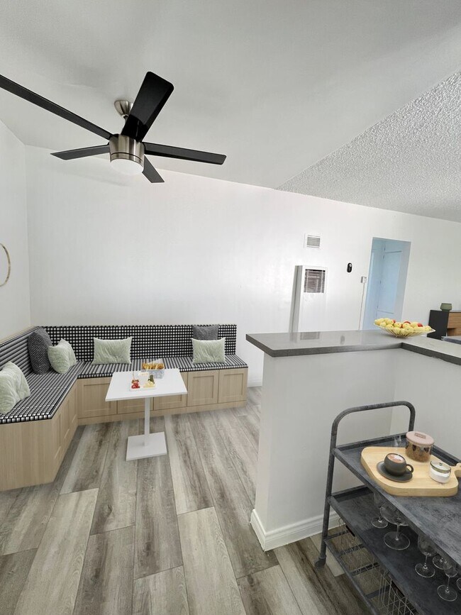 Interior Photo - Citrus Pacific Villas