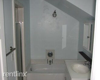 Building Photo - 1231 Forest Acres Dr