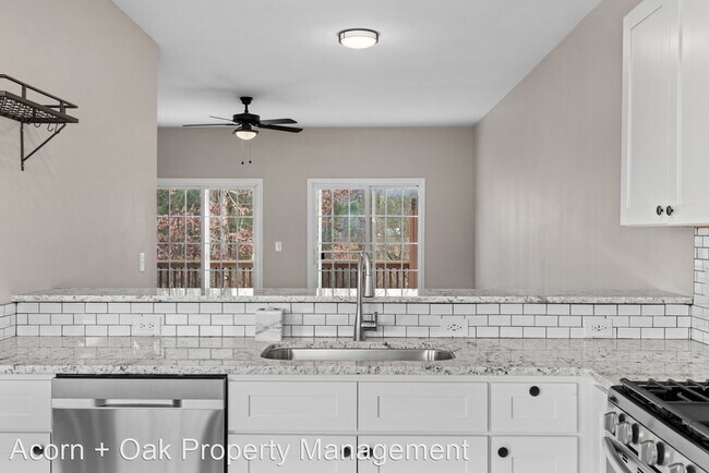 Foto del edificio - 4 br, 3.5 bath House - 318 Linden Park Lane