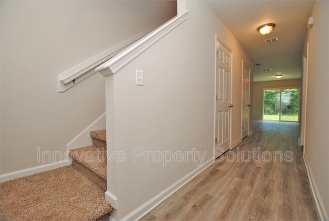 Building Photo - 8341 Homeport Ct