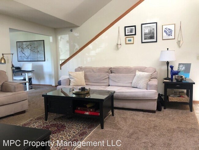 Building Photo - 2 br, 2 bath House - 3053 W Drexel Avenue,...