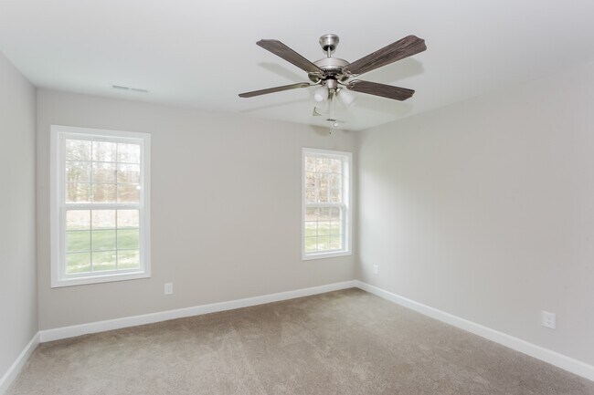 Foto del edificio - 720 White Crane Rd