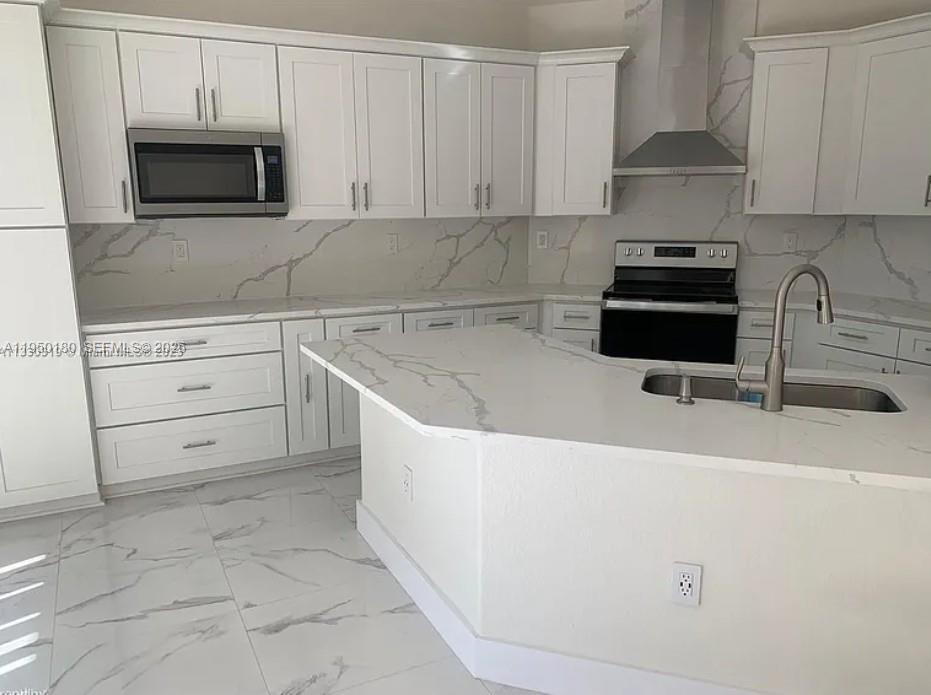 Building Photo - 14920 SW 21st Terrace