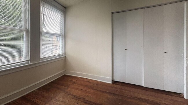 Foto del edificio - Charming 3-Bedroom Traditional Row Home in Philadelphia