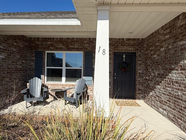 Building Photo - 18 W Sky Wy