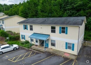 Building Photo - 133 Citadel Dr