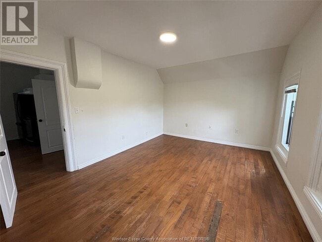 Building Photo - 454 Crawford Ave