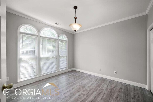 Building Photo - 6710 Timber Trail