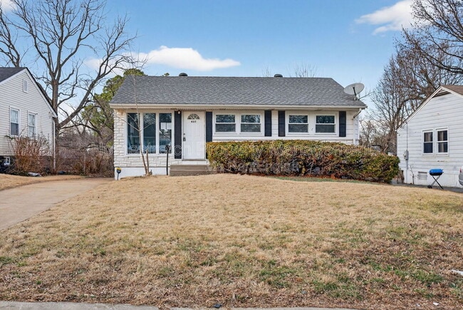 Photo - 437 Lancashire Rd House